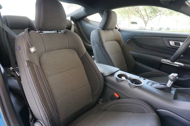 Used 2024 Ford Mustang Coupe RWD image 2