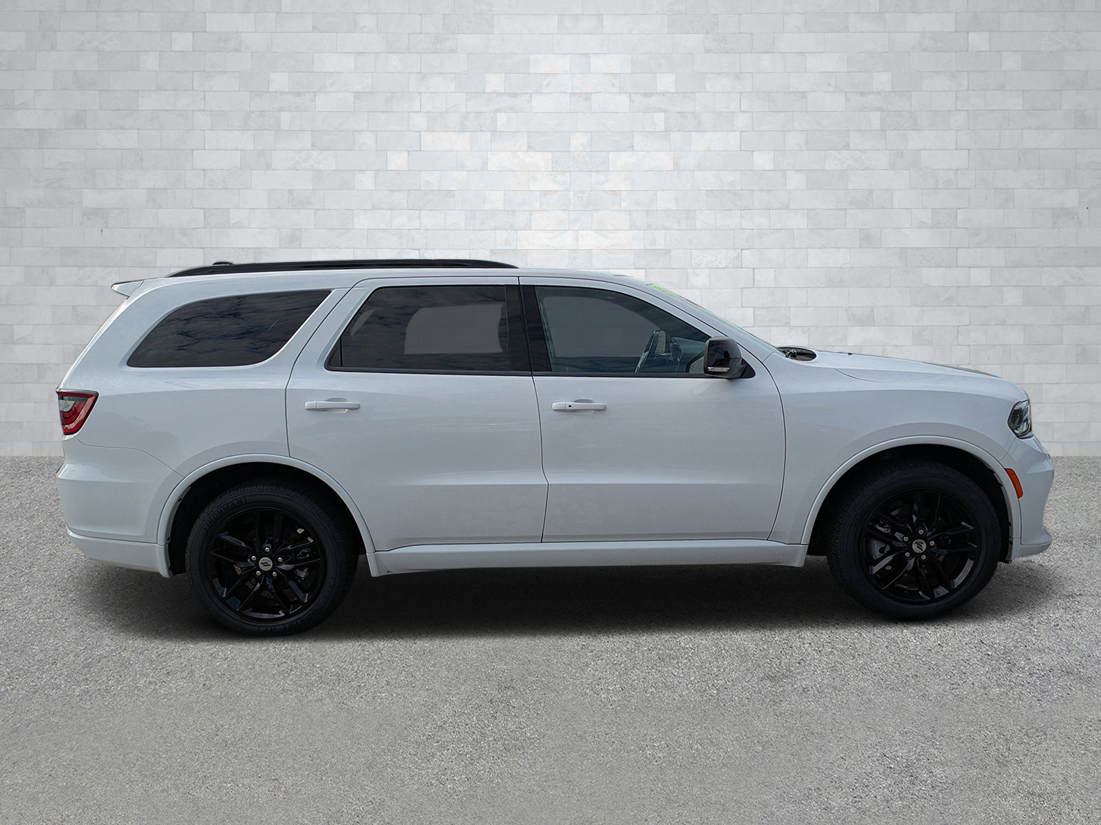 Used 2023 Dodge Durango GT image 4