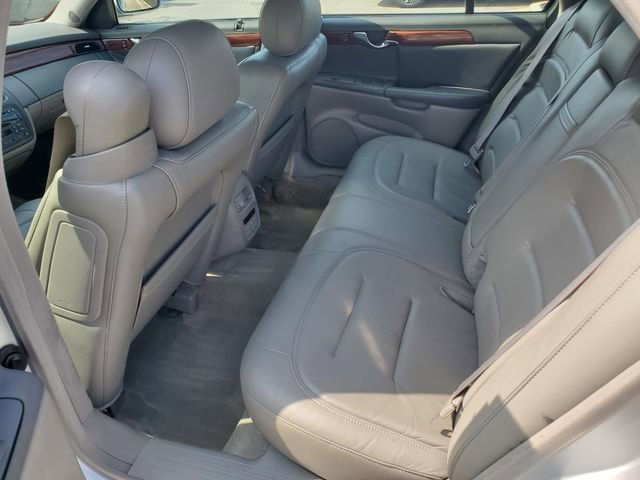 Used 2000 Cadillac De Ville FWD image 15