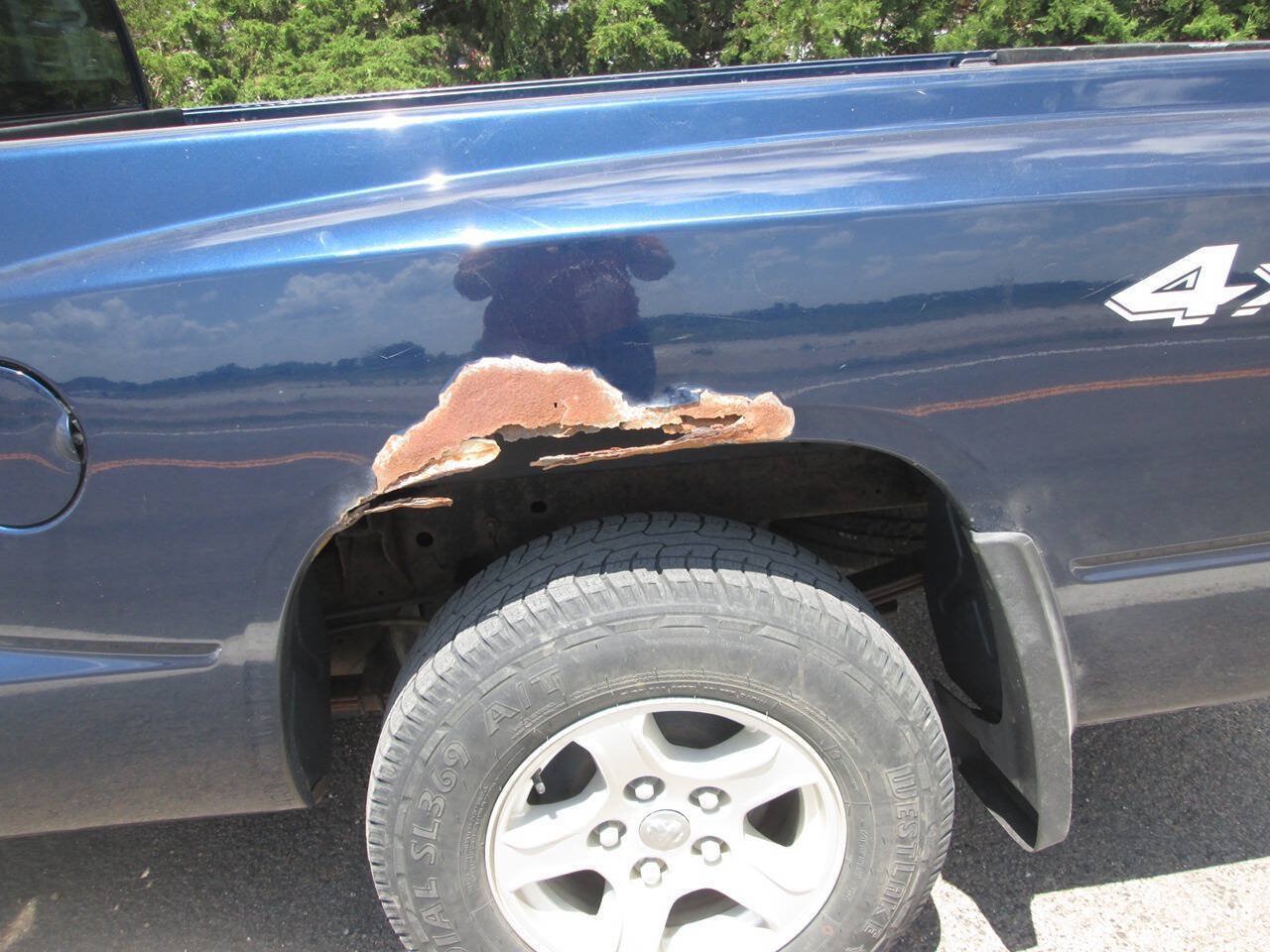 Used 2005 Dodge Dakota SLT AWD/4WD image 12