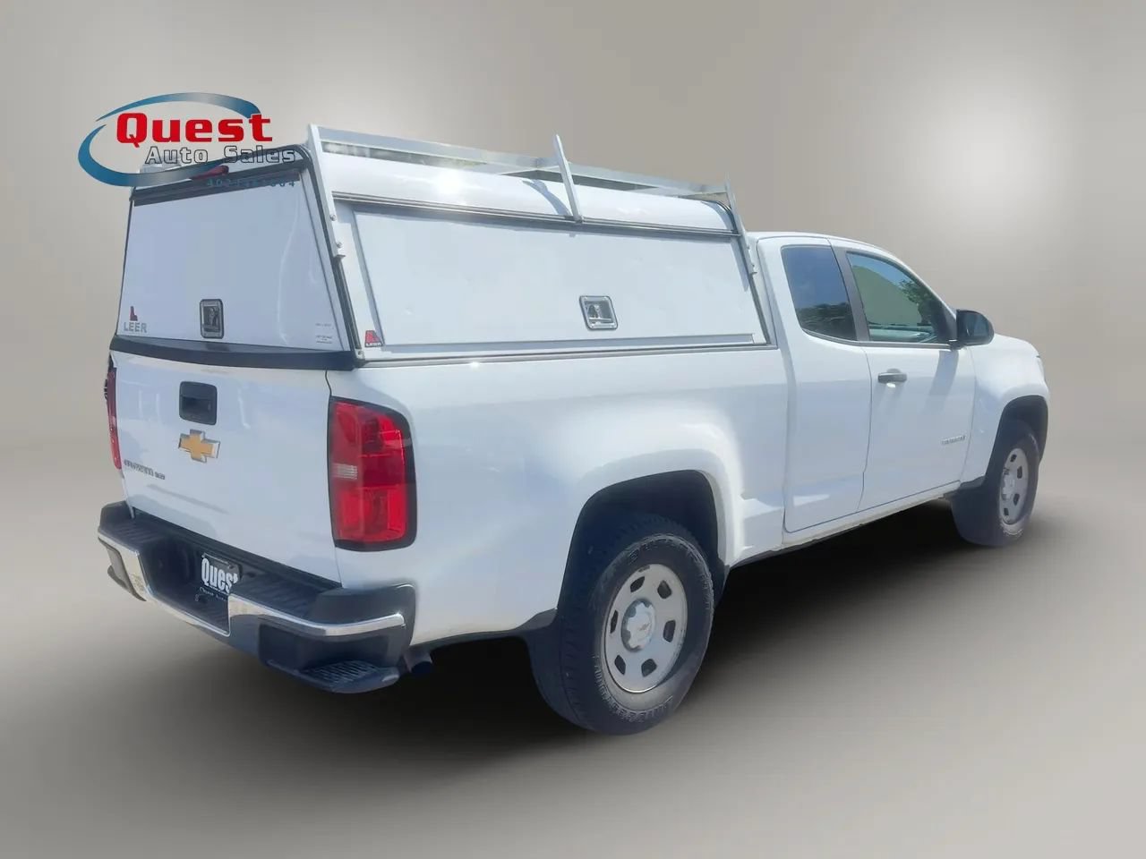 Used 2017 Chevrolet Colorado W/T w/ WT Convenience Package RWD image 3