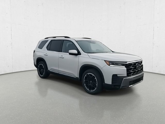 New 2026 Honda Pilot Touring image 2