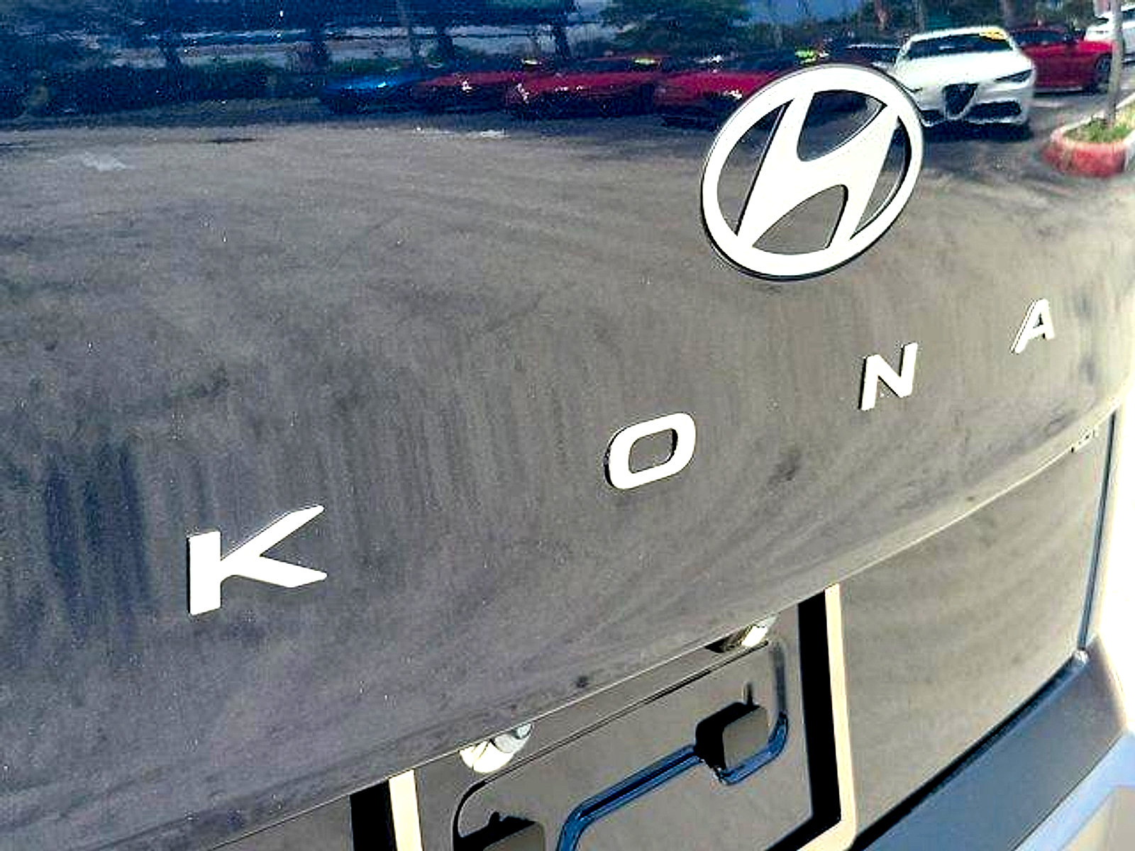 Used 2024 Hyundai Kona Limited FWD image 10