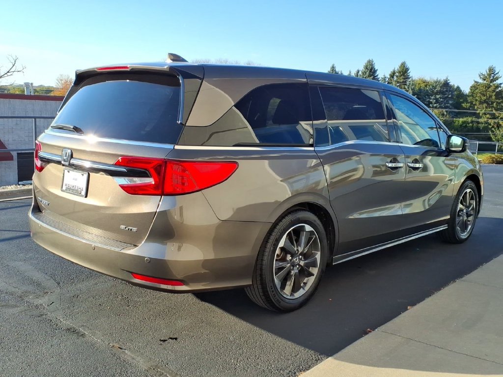 Used 2022 Honda Odyssey Elite image 5