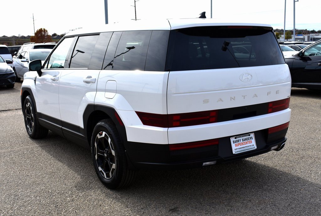 New 2026 Hyundai Santa Fe SE image 5