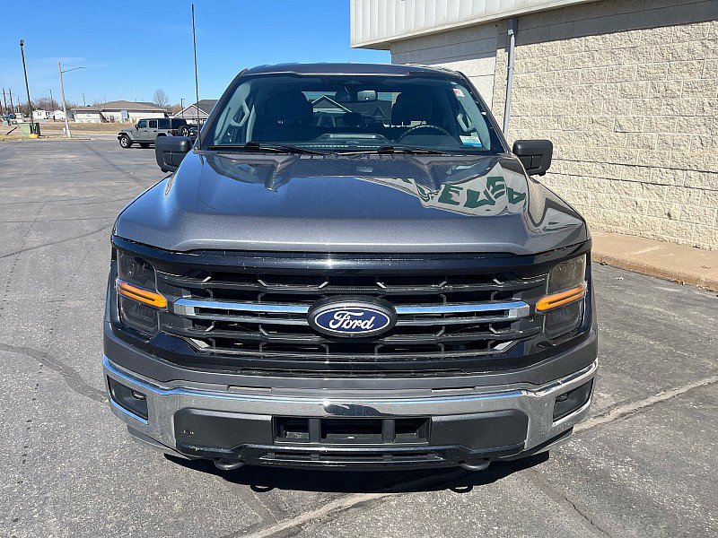 Used 2024 Ford F150 XLT w/ Tow/Haul Package image 3