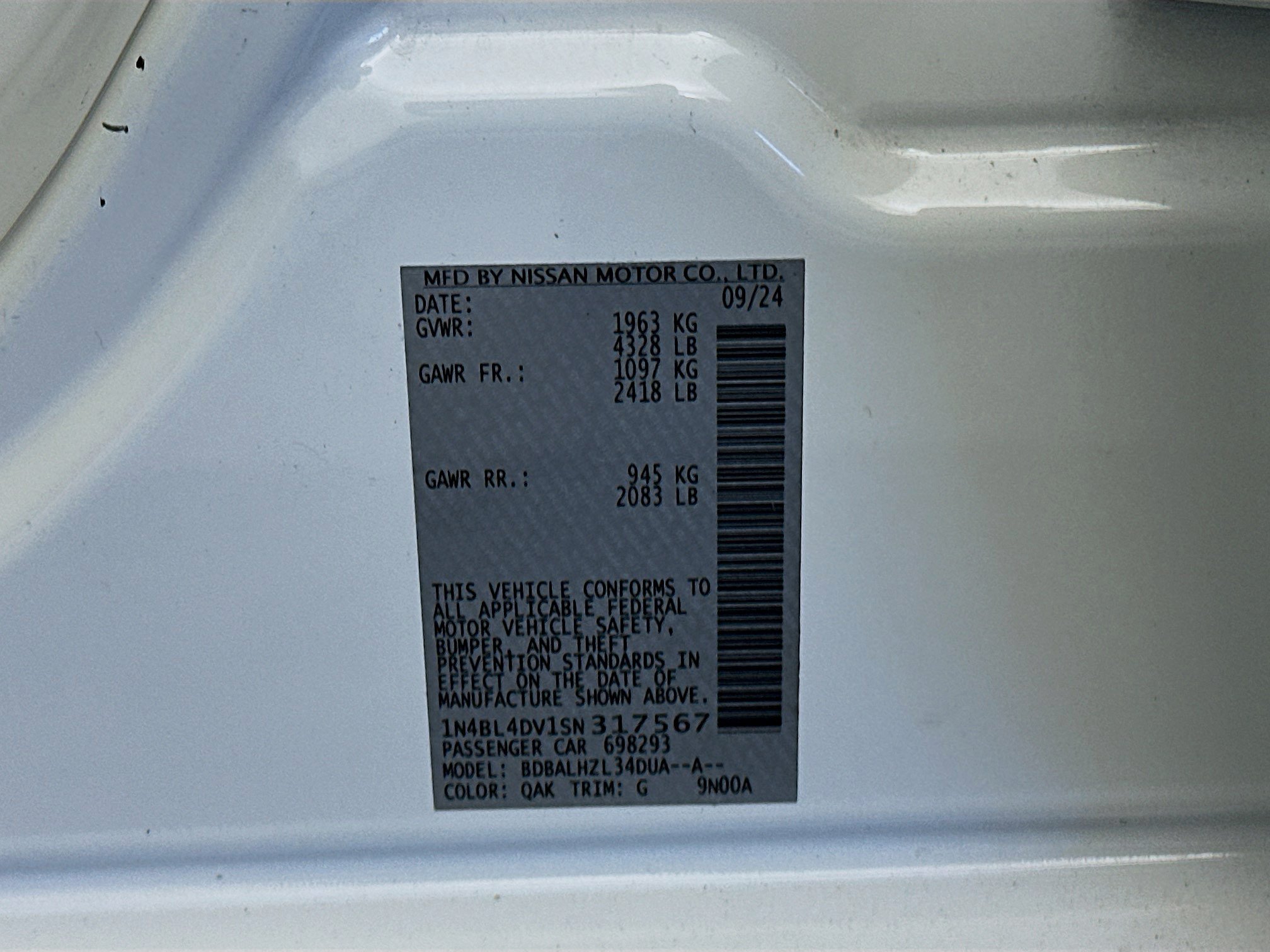 Used 2025 Nissan Altima 2.5 SV FWD image 12