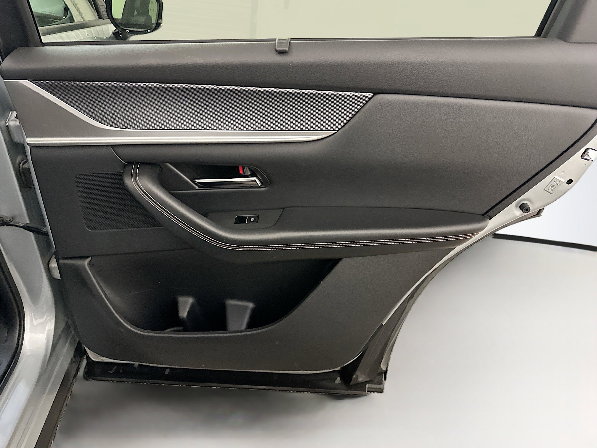 Used 2025 MAZDA CX-90 3.3 Turbo w/ Premium Sport Pkg image 34