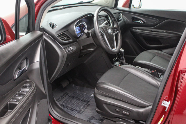 Certified 2022 Buick Encore Preferred w/ Safety Package II AWD/4WD image 11