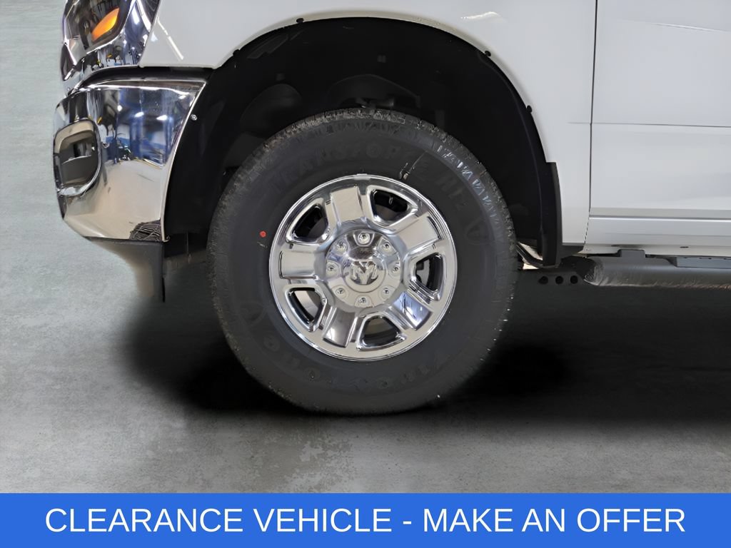 New 2026 RAM 2500 Tradesman AWD/4WD image 32