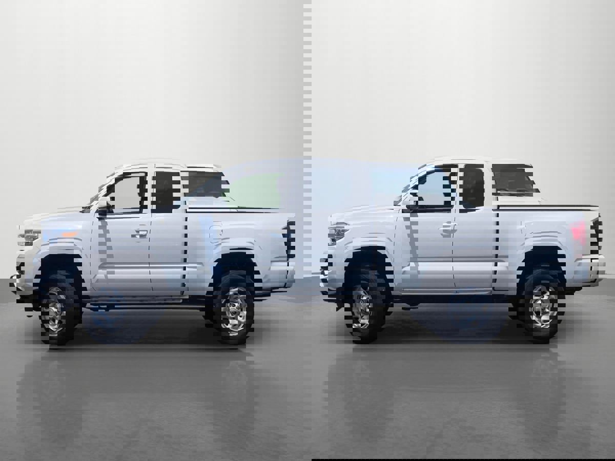 Used 2022 Toyota Tacoma SR image 7
