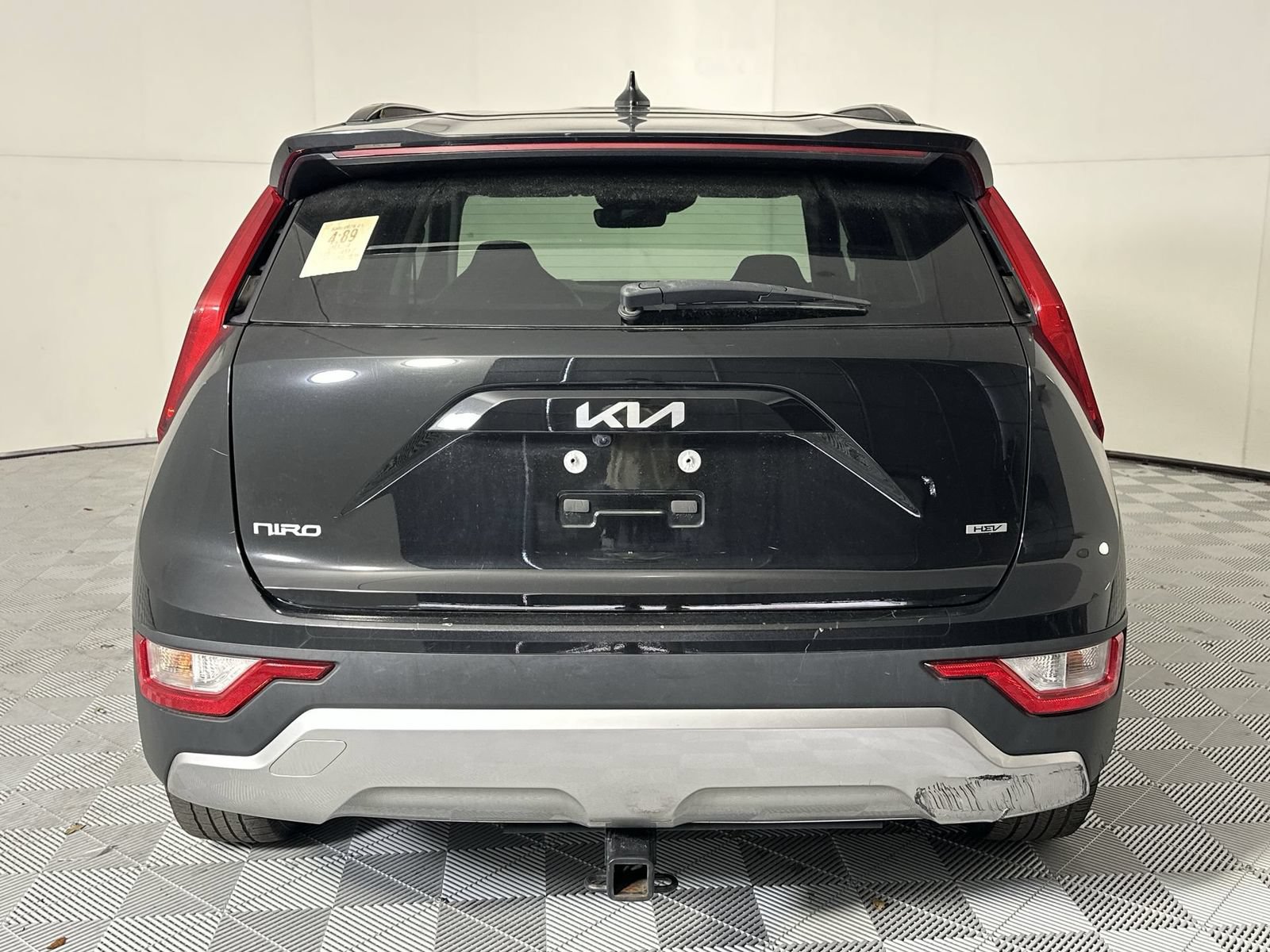 Used 2024 Kia Niro LX FWD image 7
