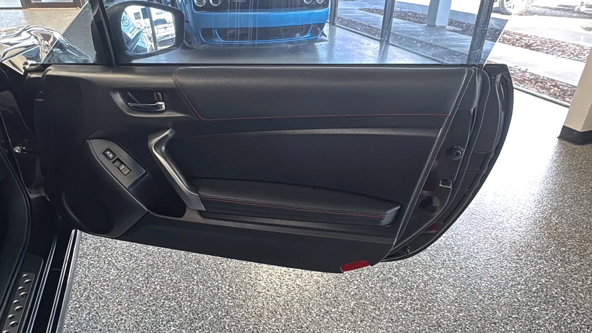 Used 2013 Scion FR-S RWD image 23