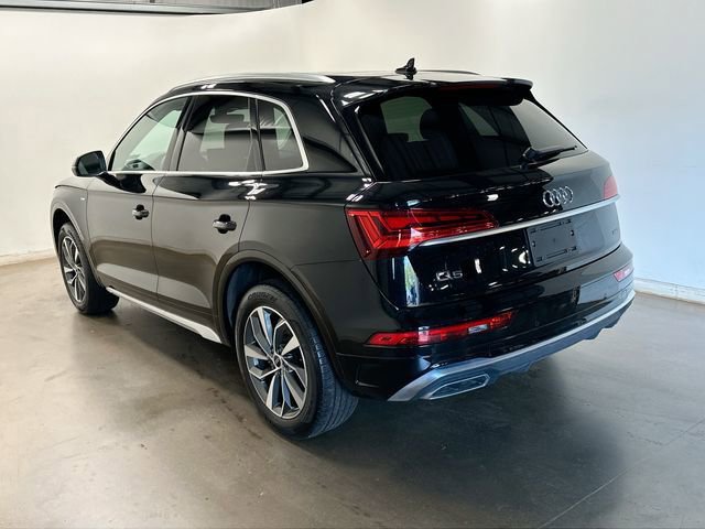 Used 2024 Audi Q5 2.0T Premium w/ Convenience Package AWD/4WD image 32
