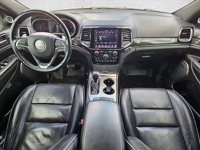 Used 2020 Jeep Grand Cherokee Overland AWD/4WD image 18