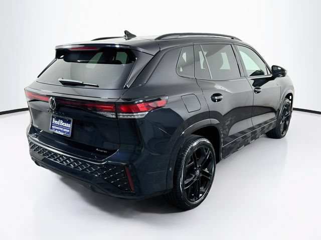 Certified 2025 Volkswagen Tiguan SE R-Line AWD/4WD image 8