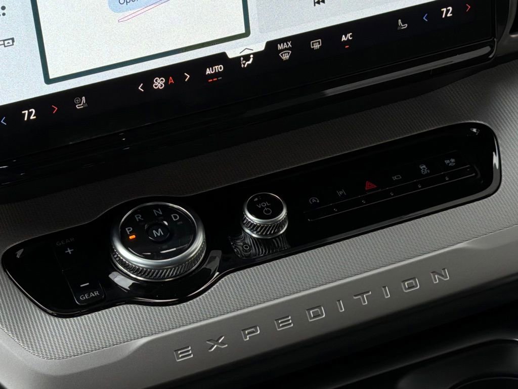 New 2026 Ford Expedition Active RWD image 43