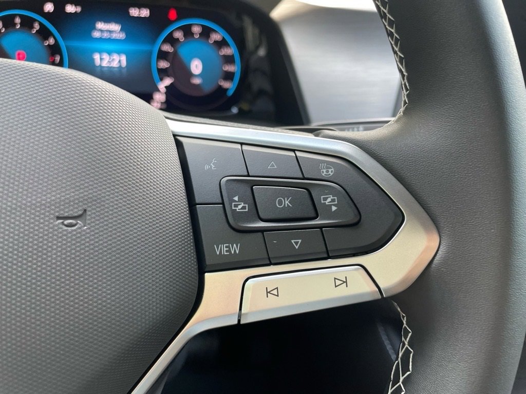 New 2026 Volkswagen Atlas Cross Sport SE image 8