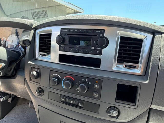 Used 2009 Dodge Ram 2500 Truck SLT w/ Popular Equipment Group AWD/4WD image 36