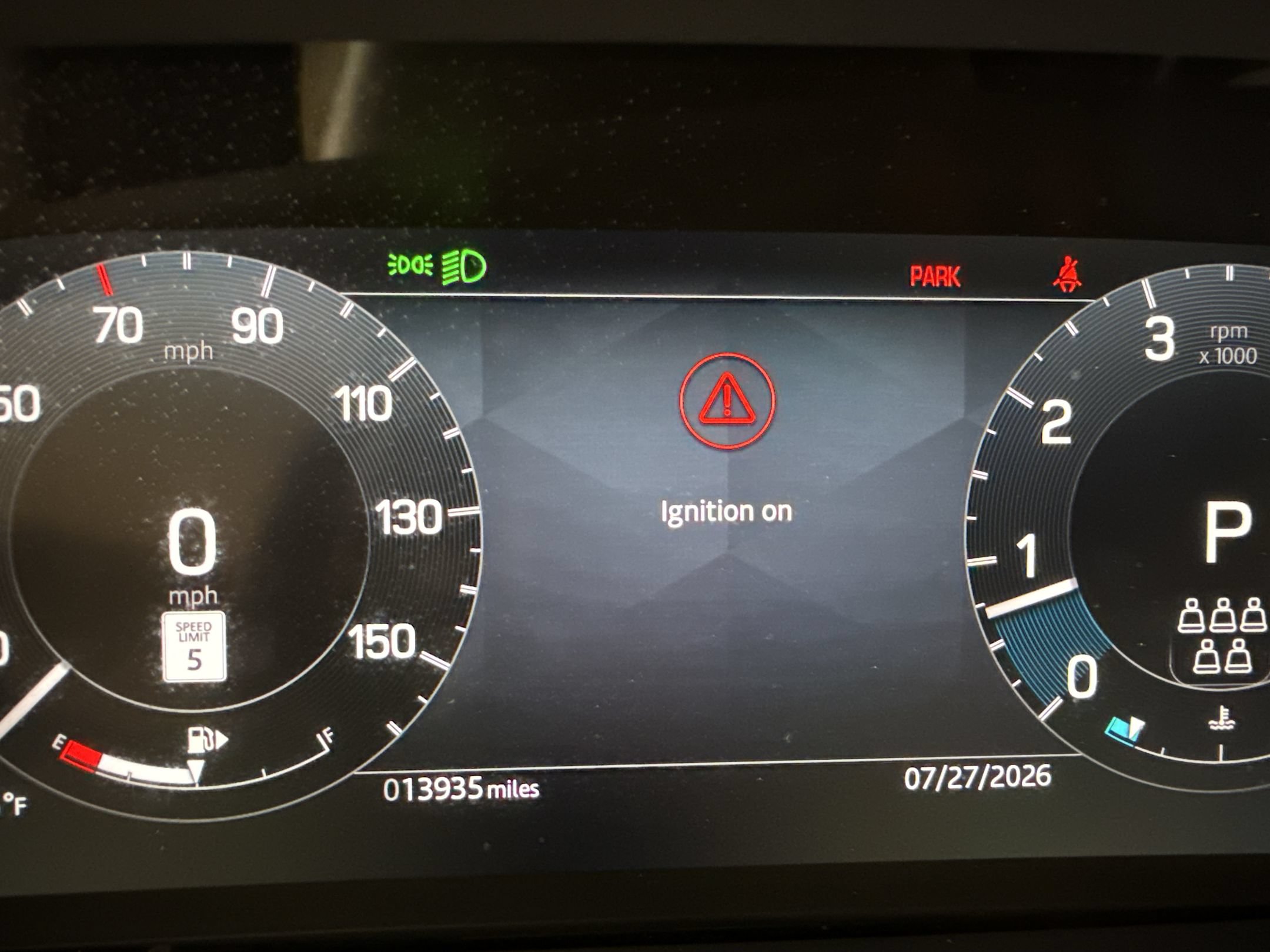 Used 2025 Land Rover Discovery S AWD/4WD image 22