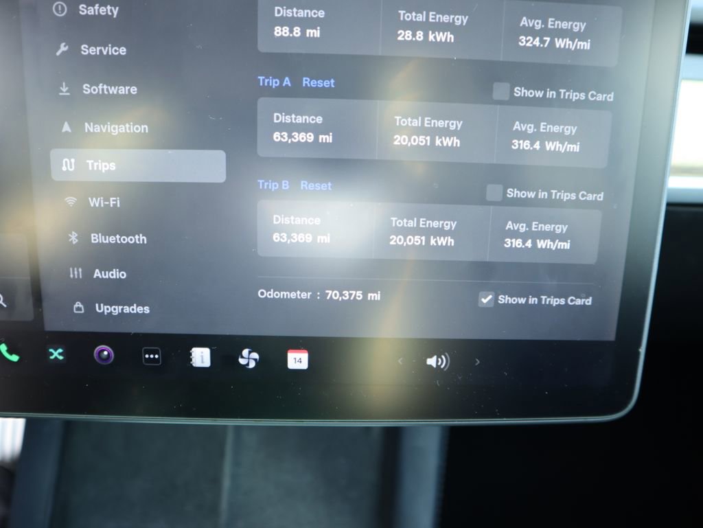 Used 2022 Tesla Model Y Performance AWD/4WD image 18