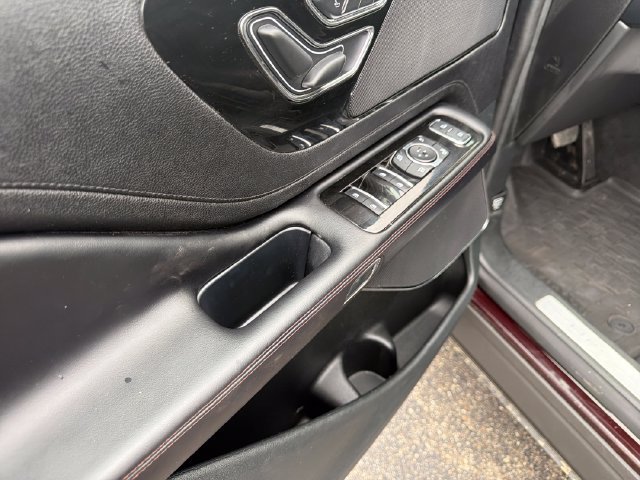 Used 2024 Lincoln Aviator AWD w/ Premium Package image 14