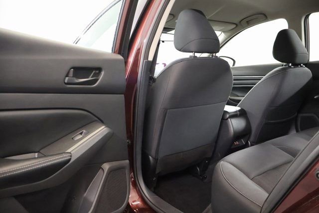 Used 2024 Nissan Altima 2.5 SV FWD image 26
