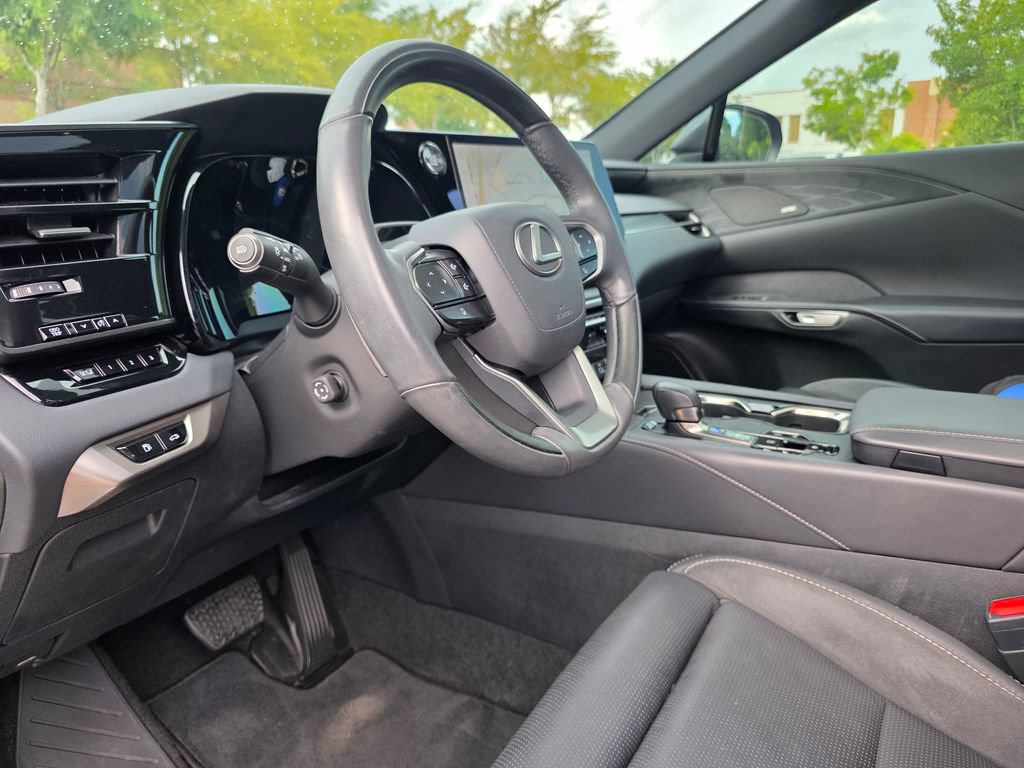 Used 2024 Lexus RX 350 AWD w/ Convenience Package image 15