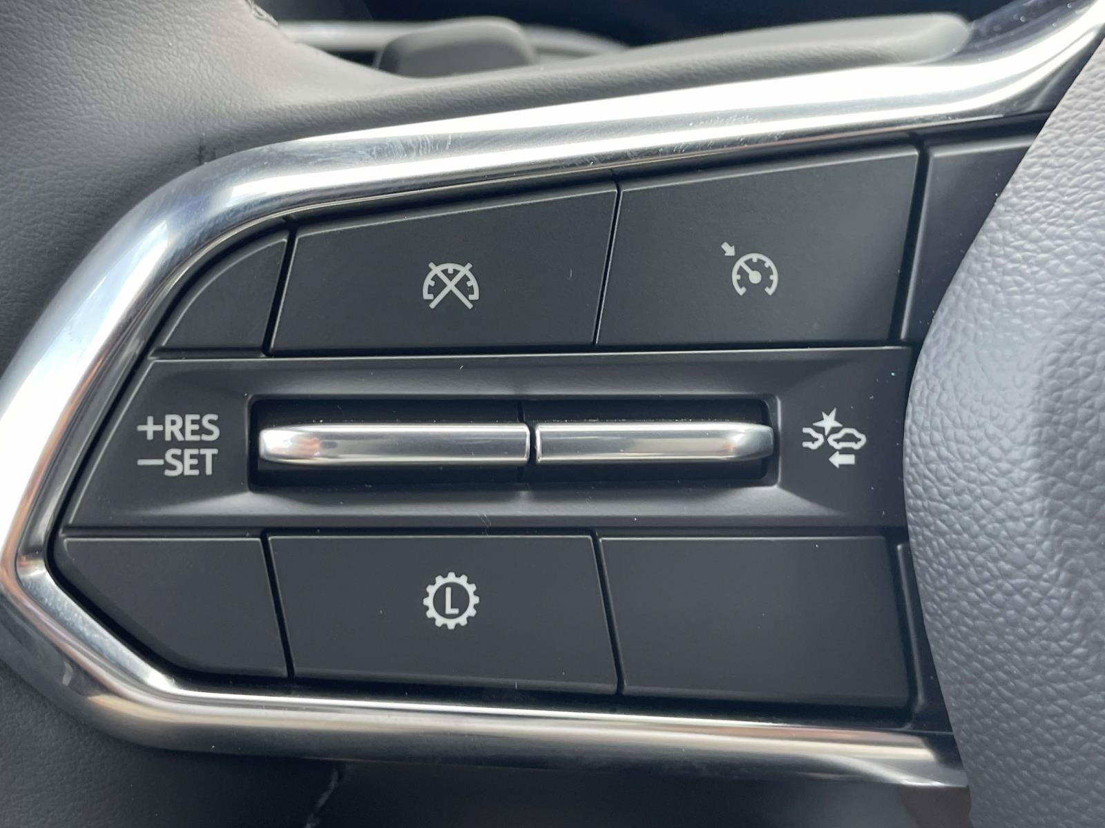 Used 2026 Chevrolet Equinox LT w/ Safety and Technology Package FWD image 20