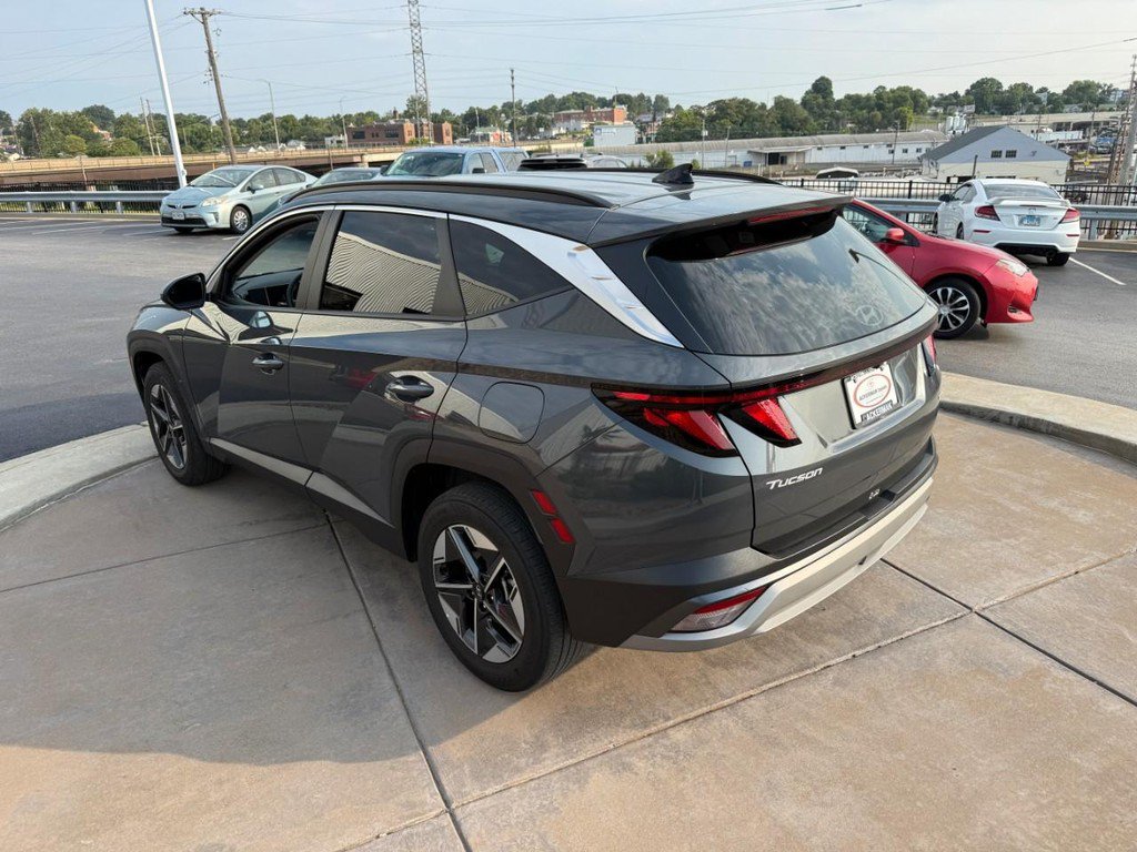 Used 2025 Hyundai Tucson SEL AWD/4WD image 7