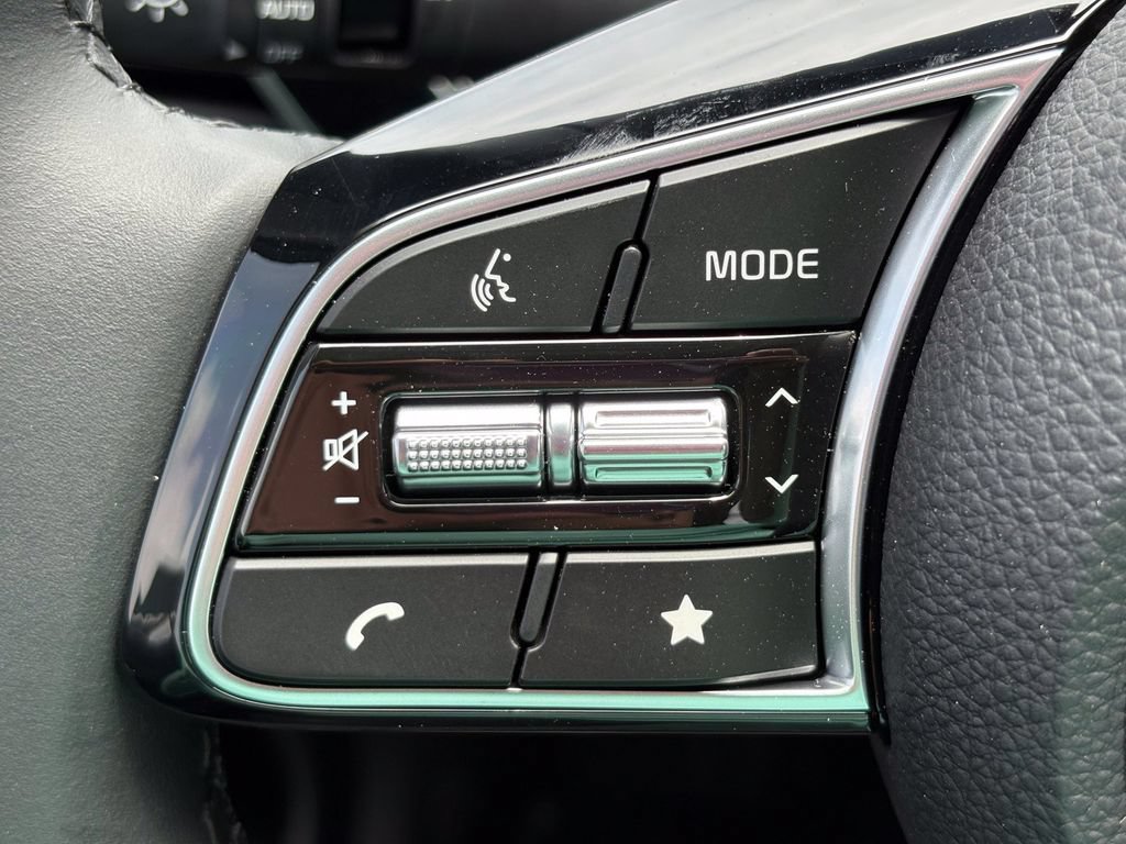New 2026 Kia Seltos S FWD image 22