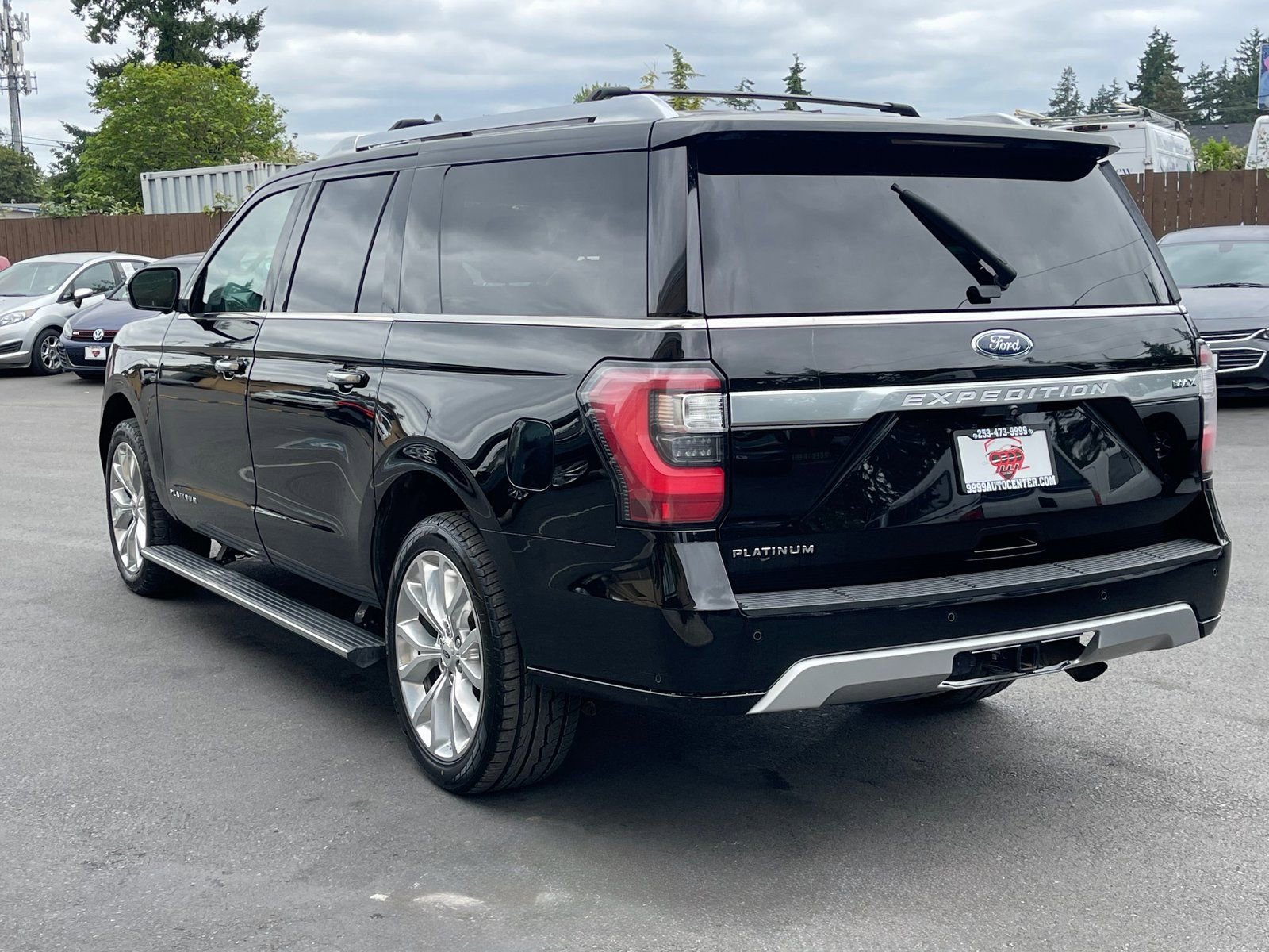 Used 2018 Ford Expedition Max Platinum AWD/4WD image 5