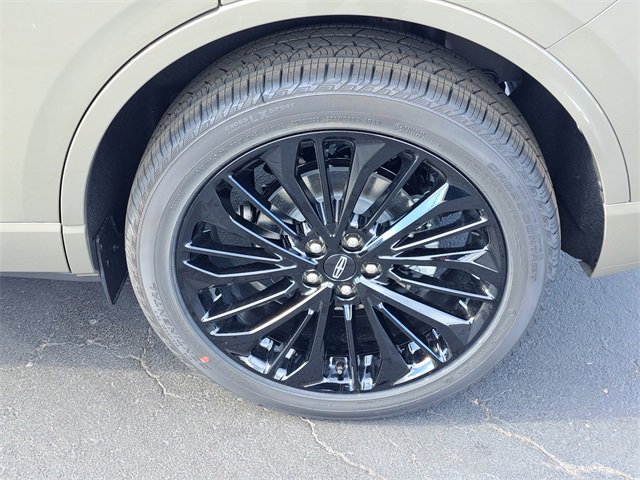 New 2026 Lincoln Corsair Premiere image 5