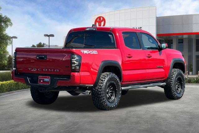 Used 2020 Toyota Tacoma TRD Off-Road w/ Technology Package AWD/4WD image 4