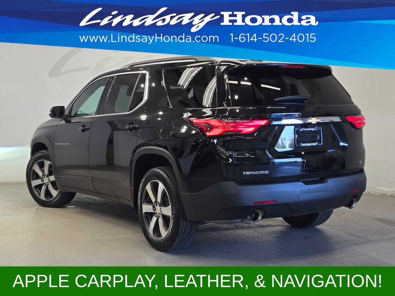 Used 2023 Chevrolet Traverse LT w/ LT Premium Package FWD image 4