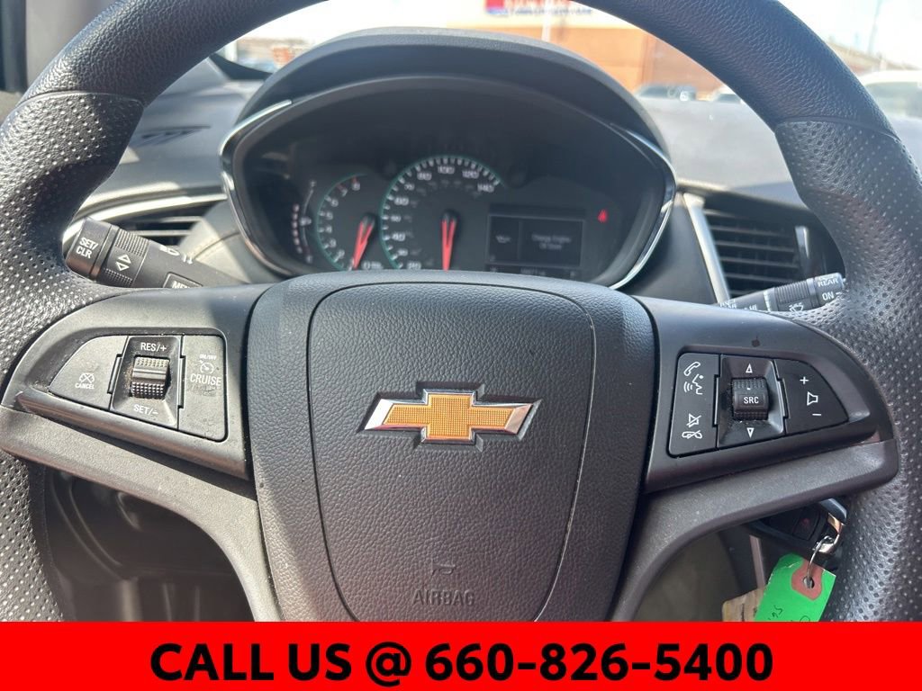 Used 2021 Chevrolet Trax LS w/ Tint and Cruise Package FWD image 12