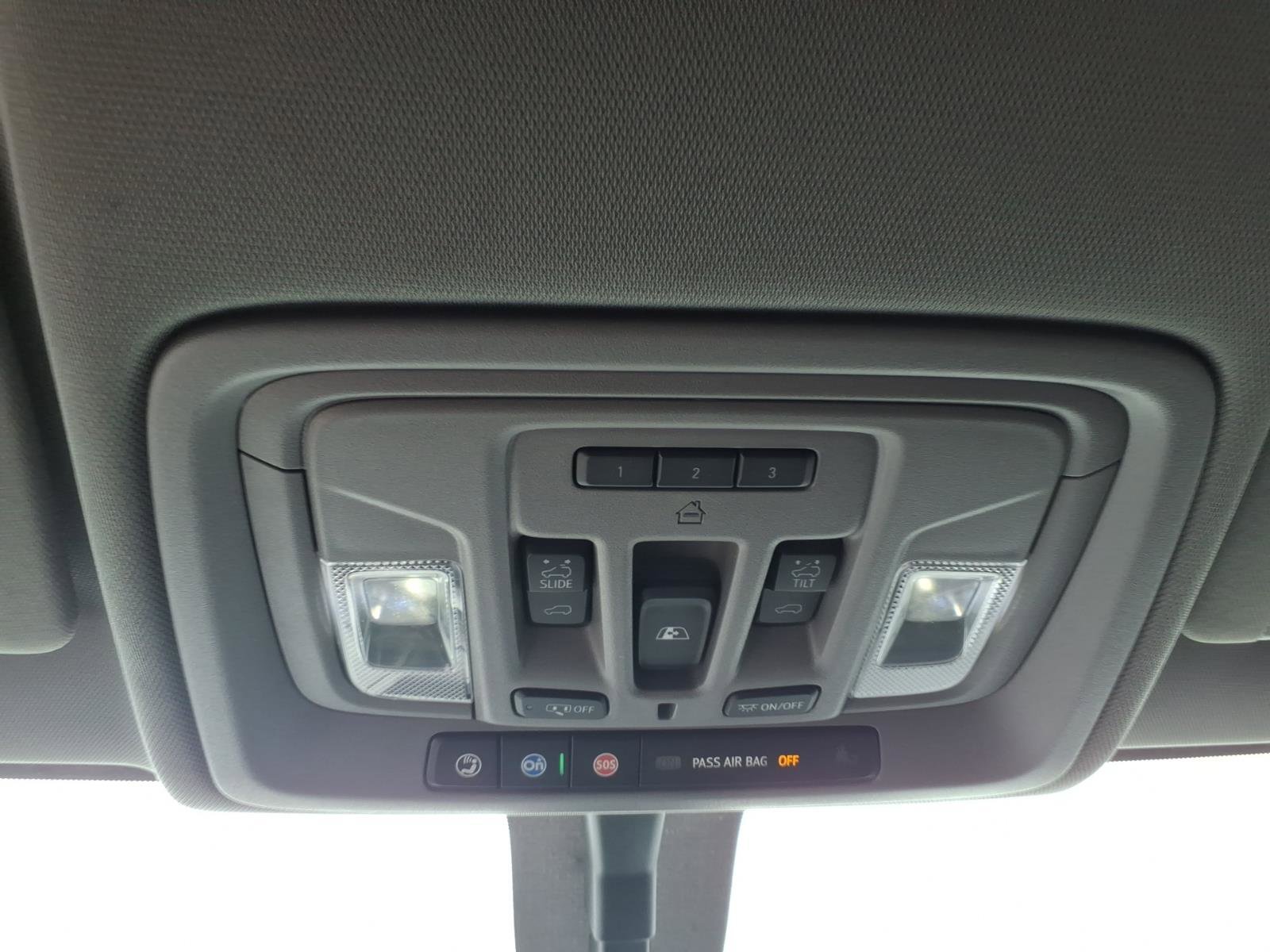 Used 2020 Chevrolet Silverado 3500 LTZ w/ LTZ Convenience Package image 18