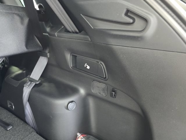 Used 2024 Mitsubishi Outlander SEL AWD/4WD image 9
