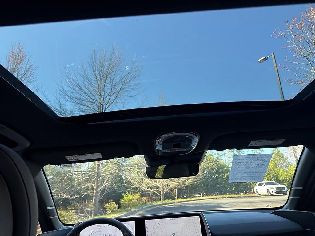 Used 2025 Hyundai Ioniq 6 Limited image 21