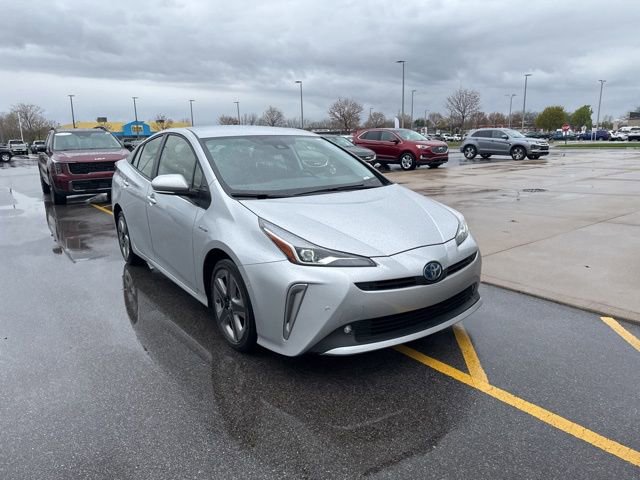 Used 2022 Toyota Prius XLE w/ Advanced Technology Package FWD image 3