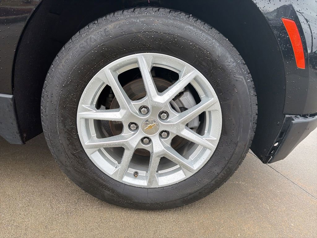 Used 2024 Chevrolet Equinox LT image 11