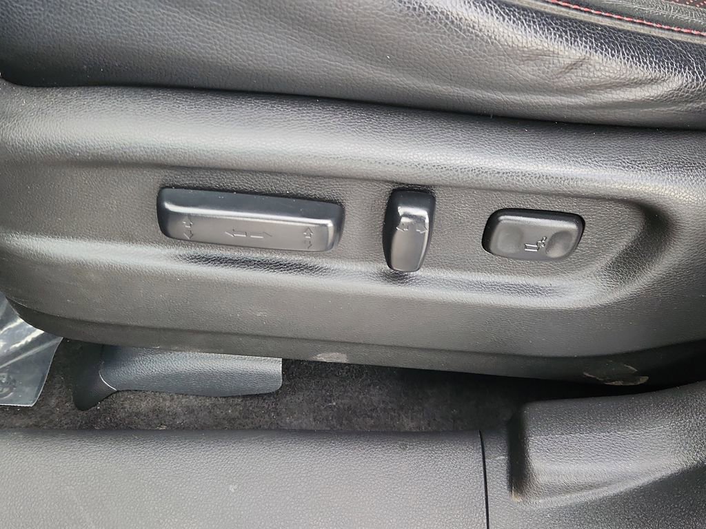 Used 2018 Honda Ridgeline Black Edition image 8