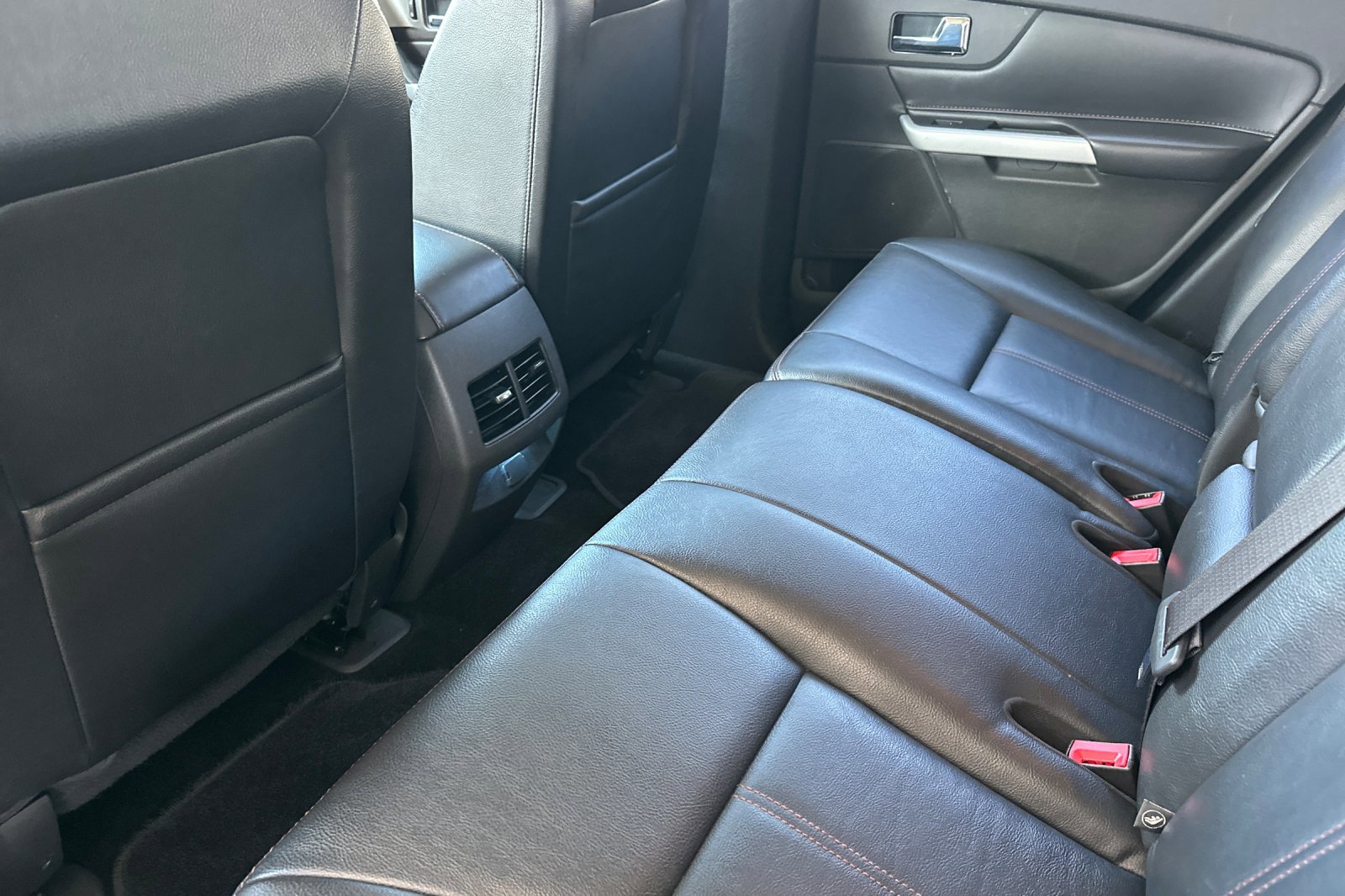 Used 2014 Ford Edge Limited image 12