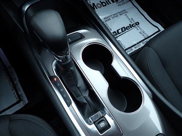 Used 2022 Chevrolet Malibu LT FWD image 17