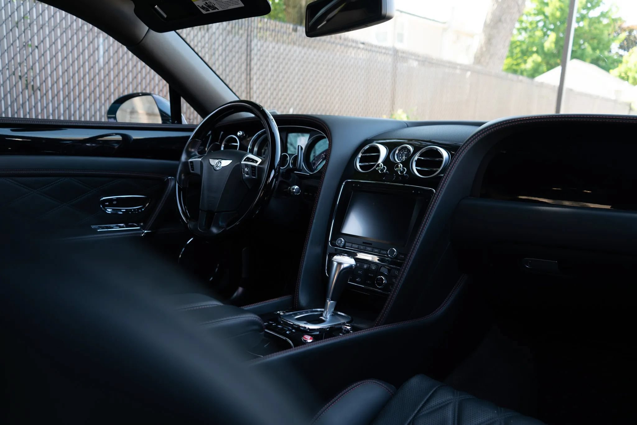 Used 2014 Bentley Flying Spur W12 AWD/4WD image 24