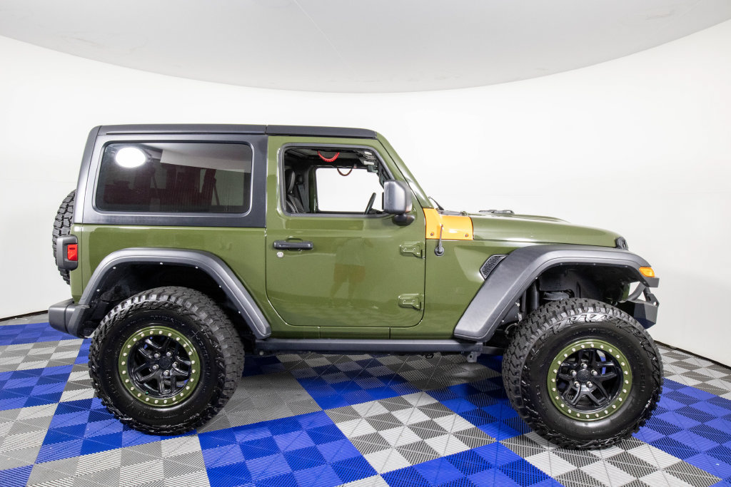 Used 2022 Jeep Wrangler Rubicon AWD/4WD image 5