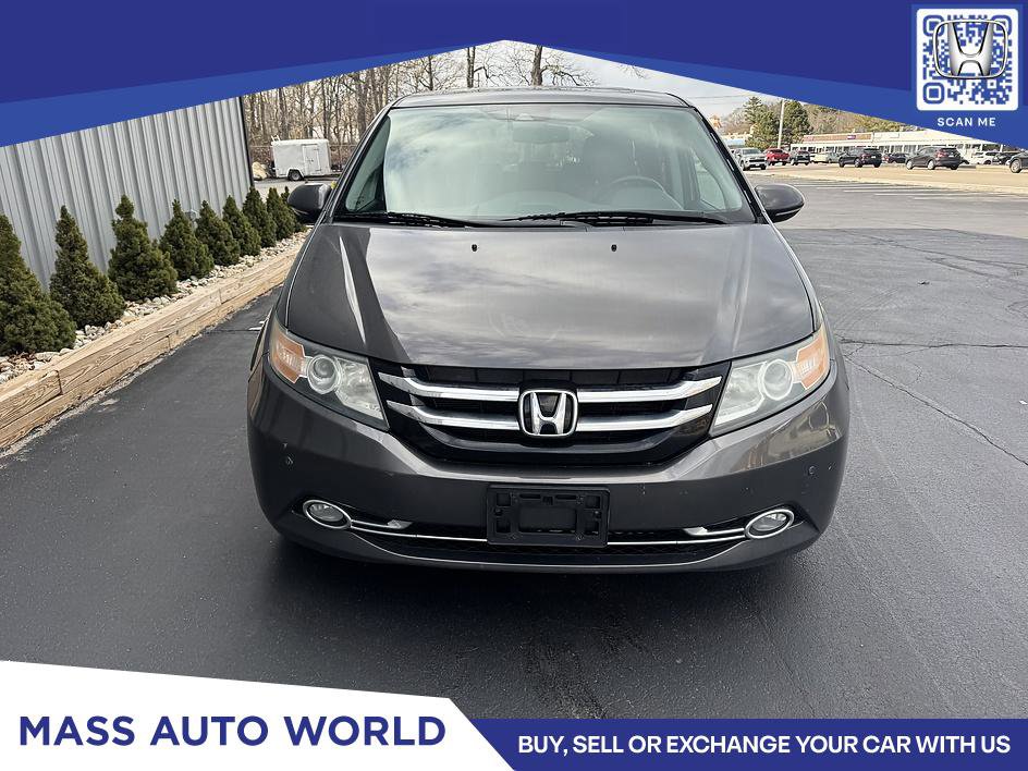 Used 2016 Honda Odyssey Touring Elite image 3