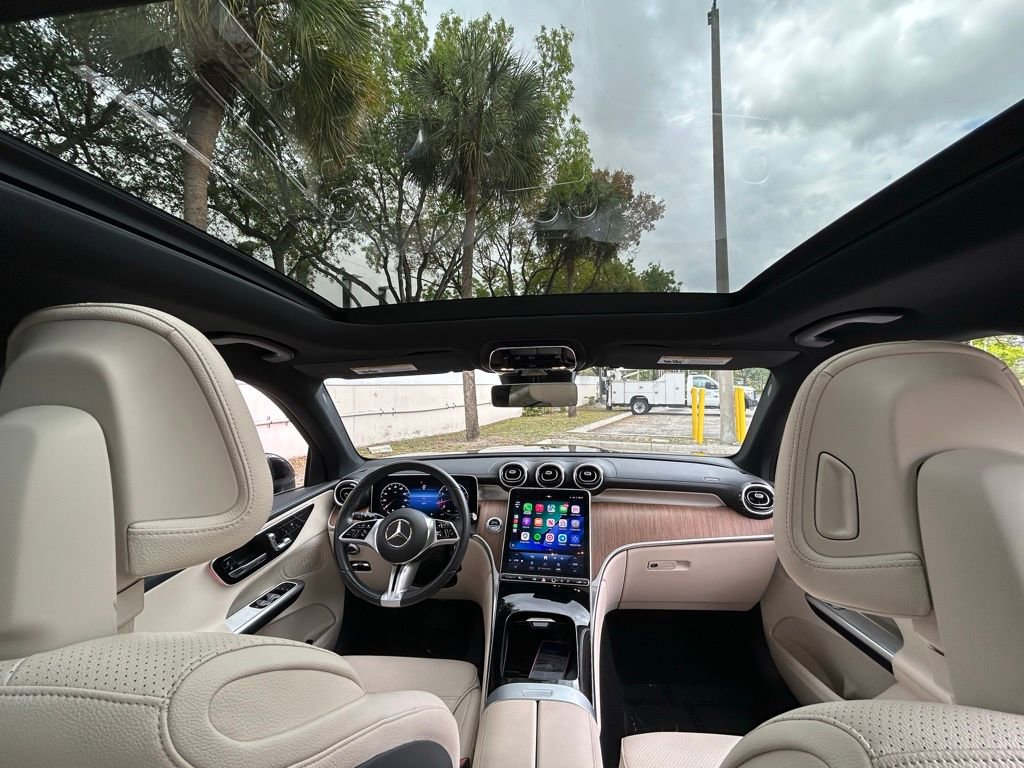 Used 2024 Mercedes-Benz GLC 300 4MATIC image 39