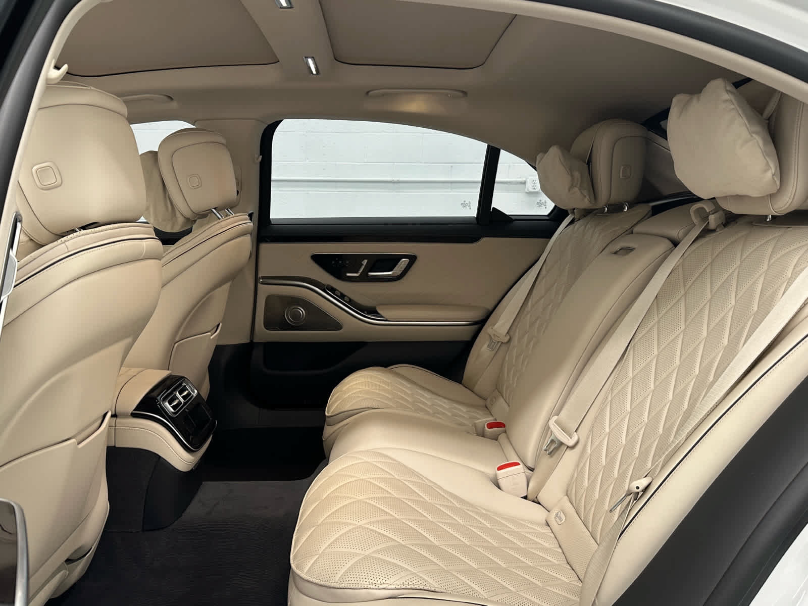 Used 2024 Mercedes-Benz S 580 4MATIC Sedan image 14