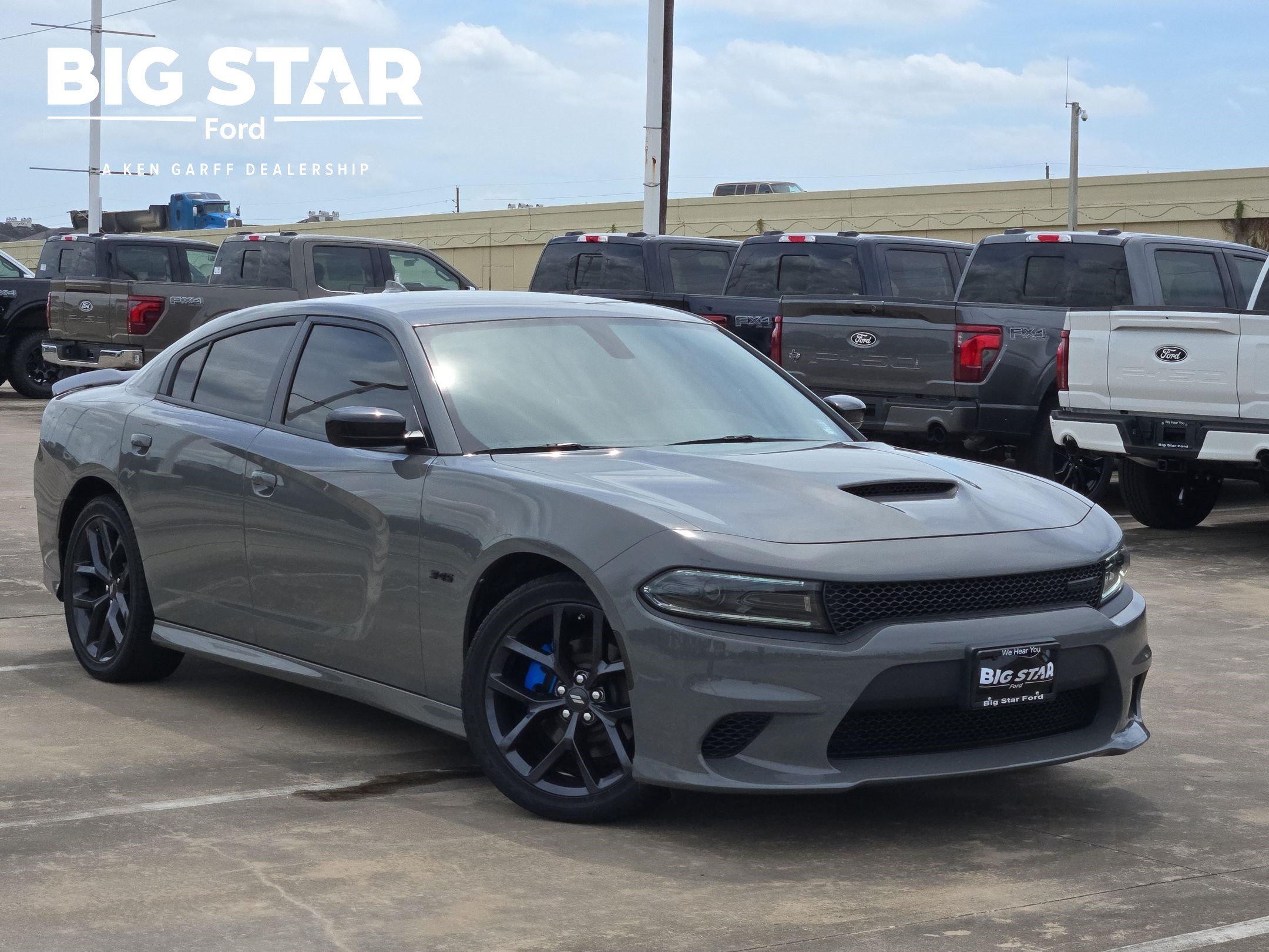 Used 2023 Dodge Charger R/T w/ Blacktop Package RWD image 1